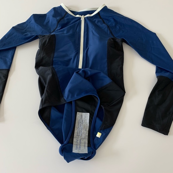 NWOT Summersalt Rash Guard/Swimsuit - Picture 7 of 7